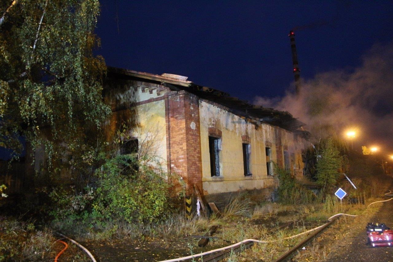 Požár staré budovy nádraž Děčín (6).jpg