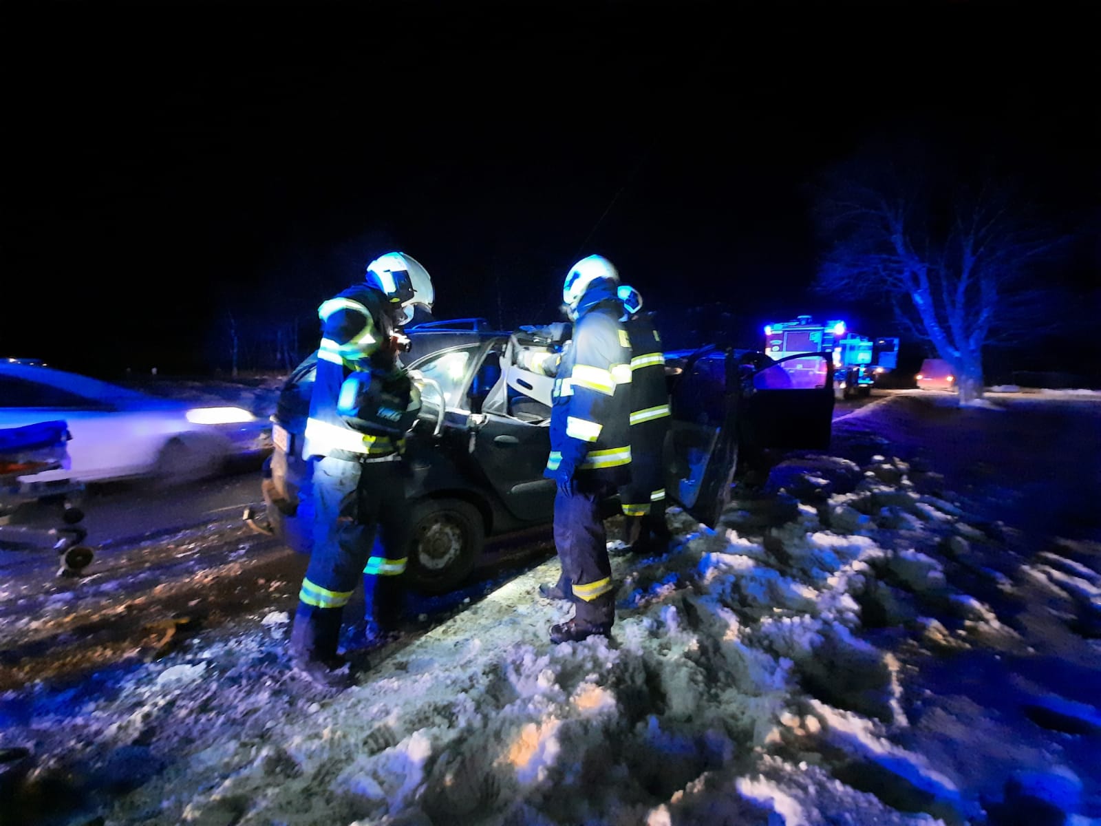 Dopravní nehoda 2 OA, Všechlapy - 18. 1. 2021 (3).jpg