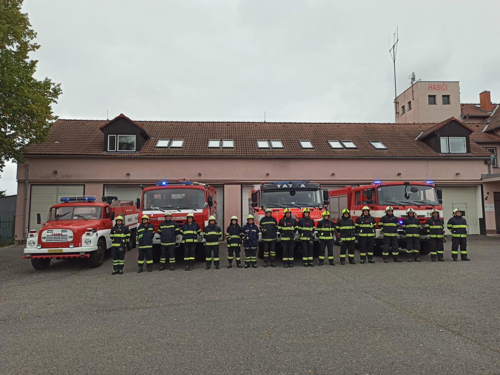 Hasiči z Jihočeského kraje uctili památku hasičů zemřelých při výbuchu plynu v Koryčanech_2.jpg