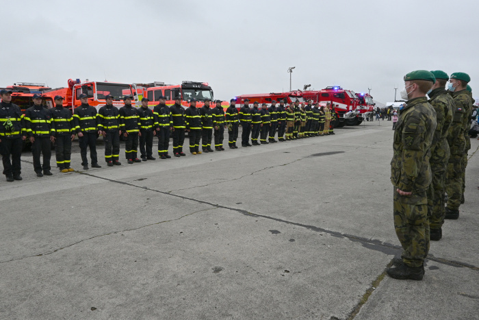 Hasiči z Moravskoslezského kraje uctili památku hasičů zemřelých při výbuchu plynu v Koryčanech_3.jpg