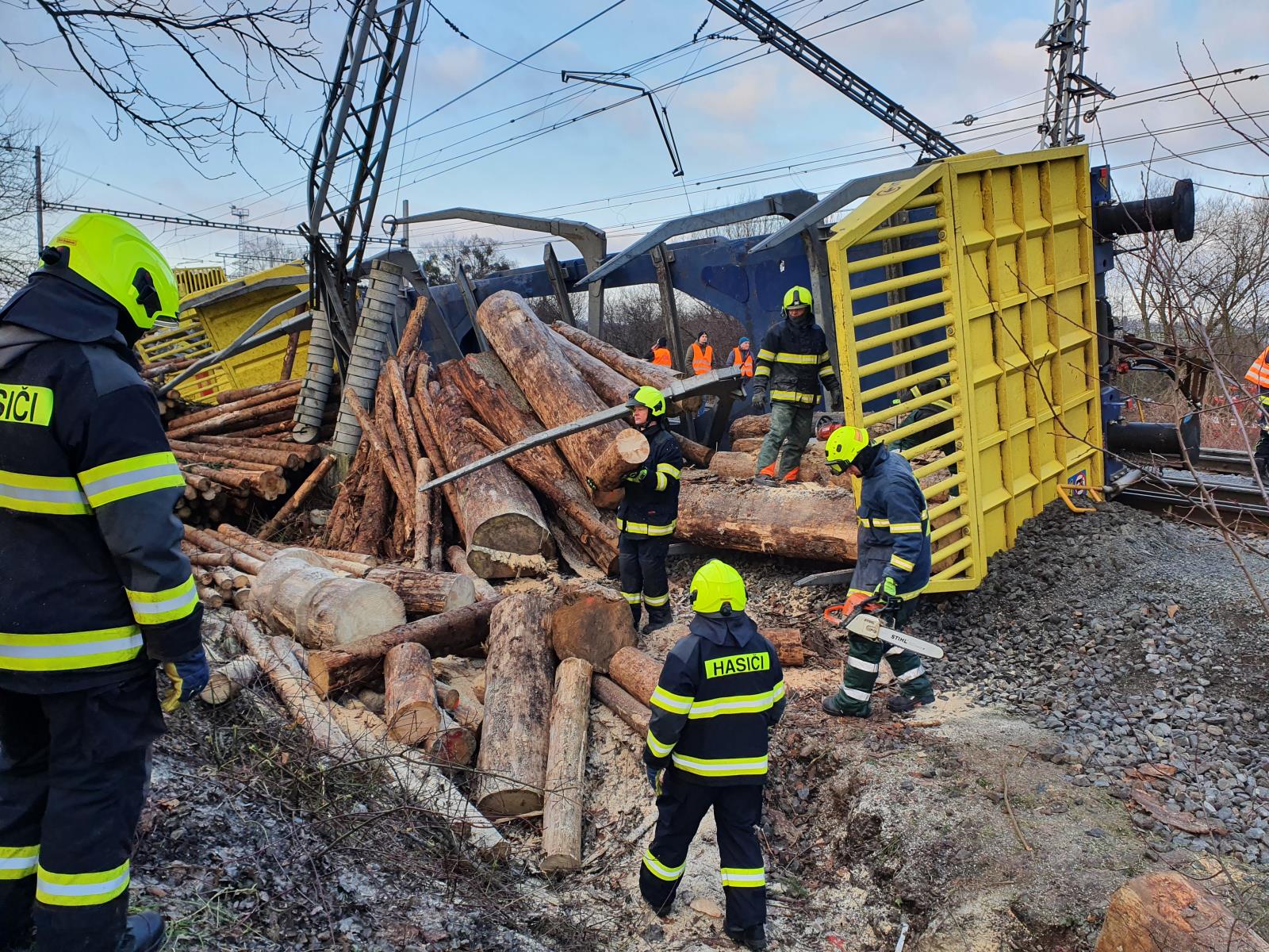 2022_01_14_nehoda_vlak_prosenice (12).jpg