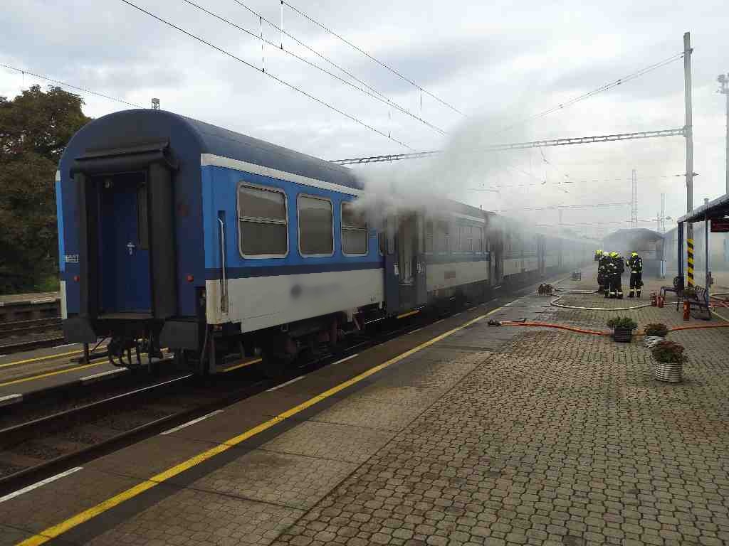 požár vlaku (9).jpg
