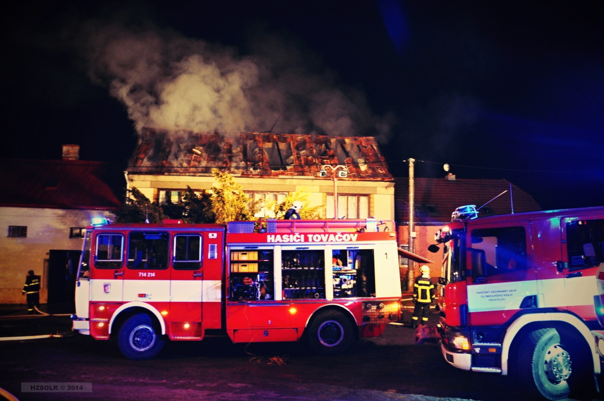 4 6-2-2014 Požár RD Klopotovice - střecha objektu (12).JPG