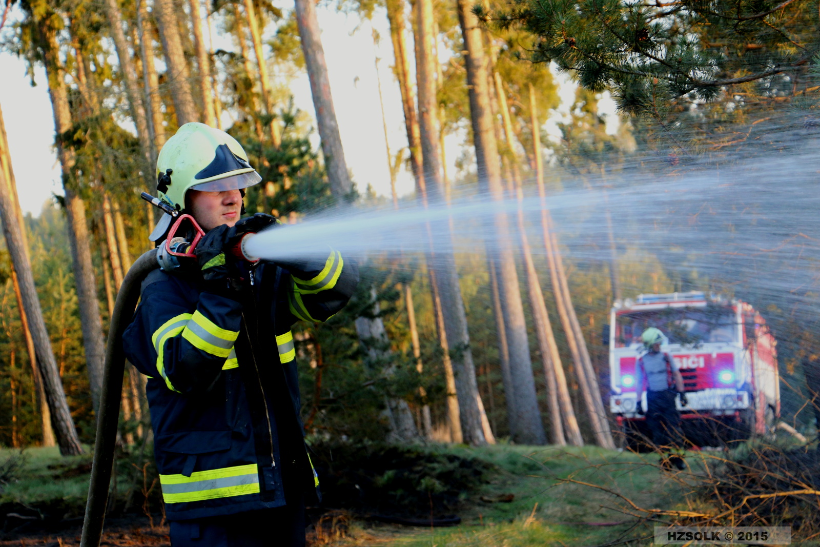 16 21-4-2015 Požár lesa Náměšť na Hané (41).JPG