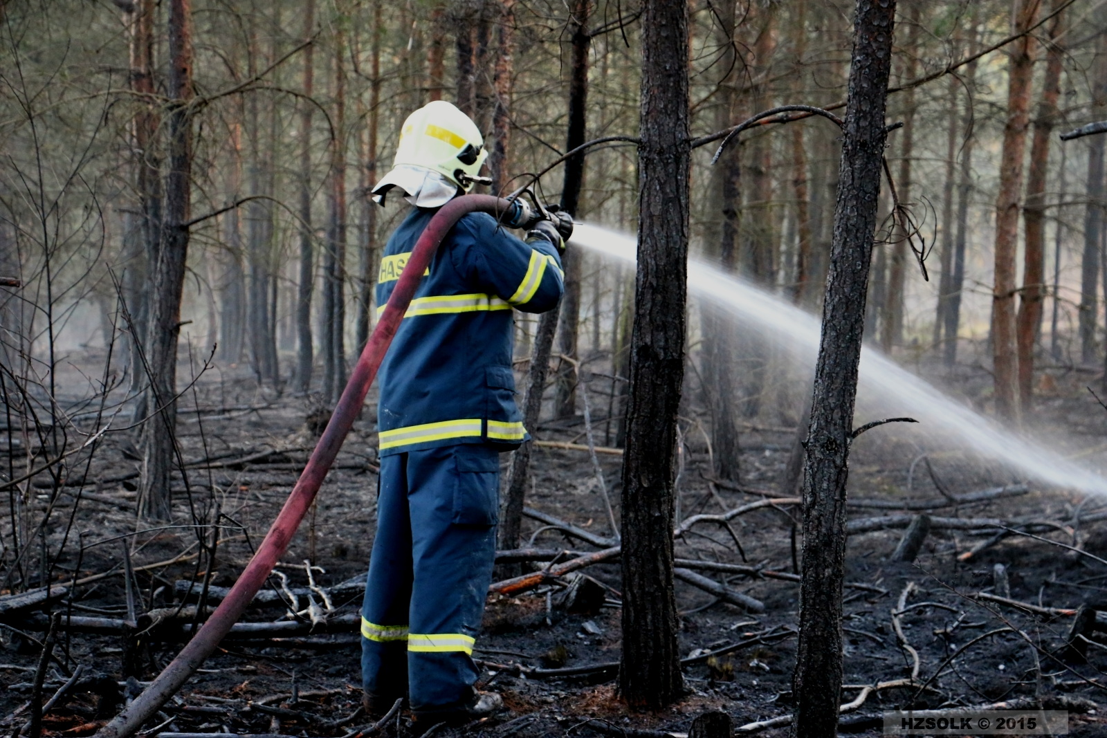 20 21-4-2015 Požár lesa Náměšť na Hané (45).JPG
