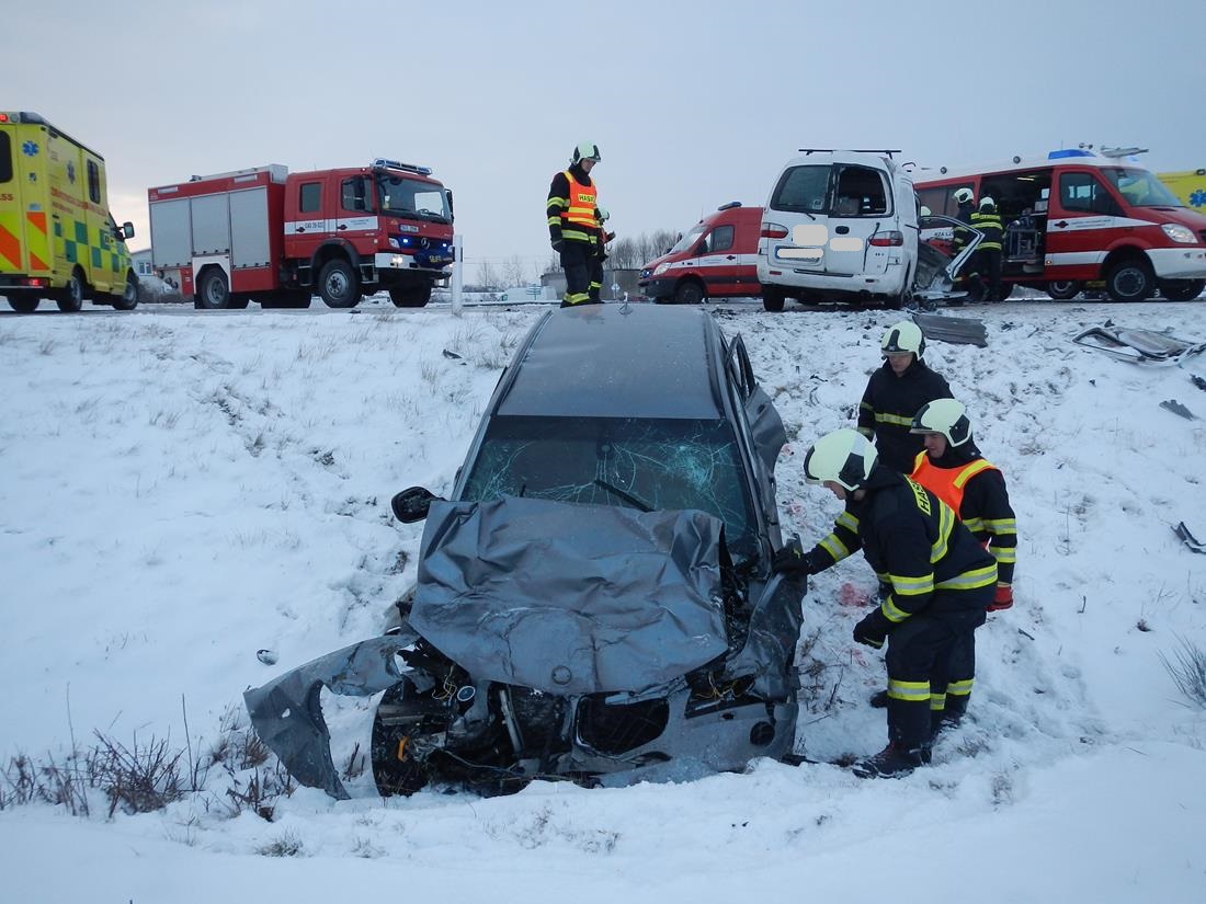 6 Dopravní nehoda OA a dodávky, Dynín - 21. 1. 2016 (6).JPG