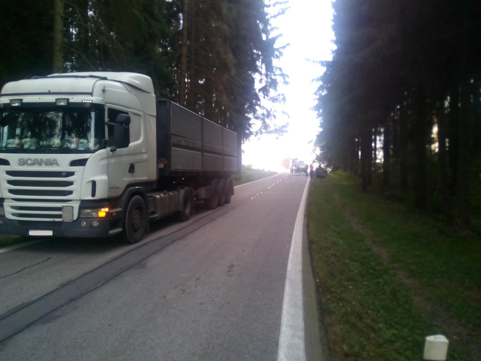 Dopravní nehoda OA, Milná - 24. 10. 2016 (1).jpg