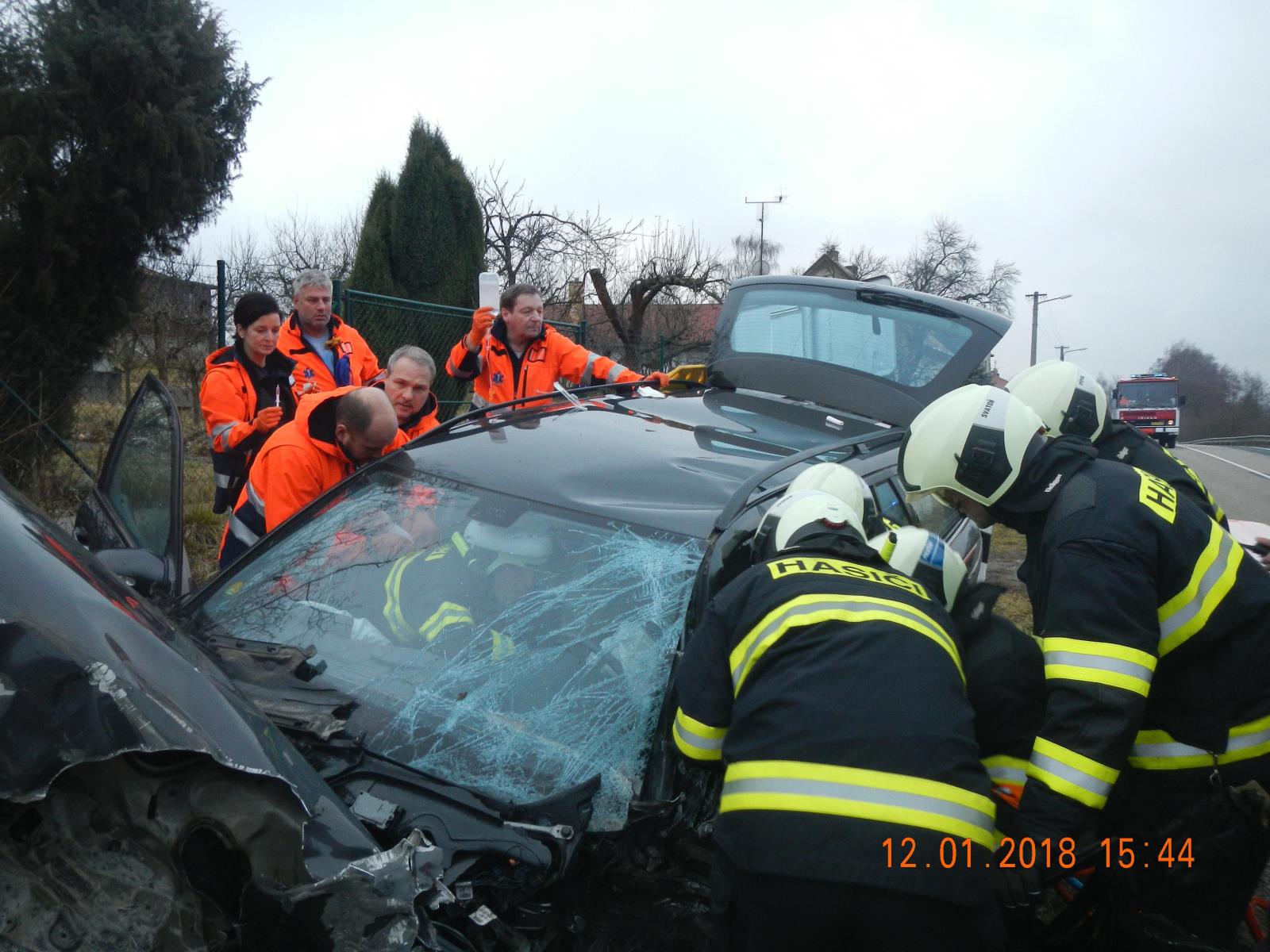Dopravní nehoda OA a NA, Sudoměřice u Tábora - 12. 1. 2018 (3).JPG