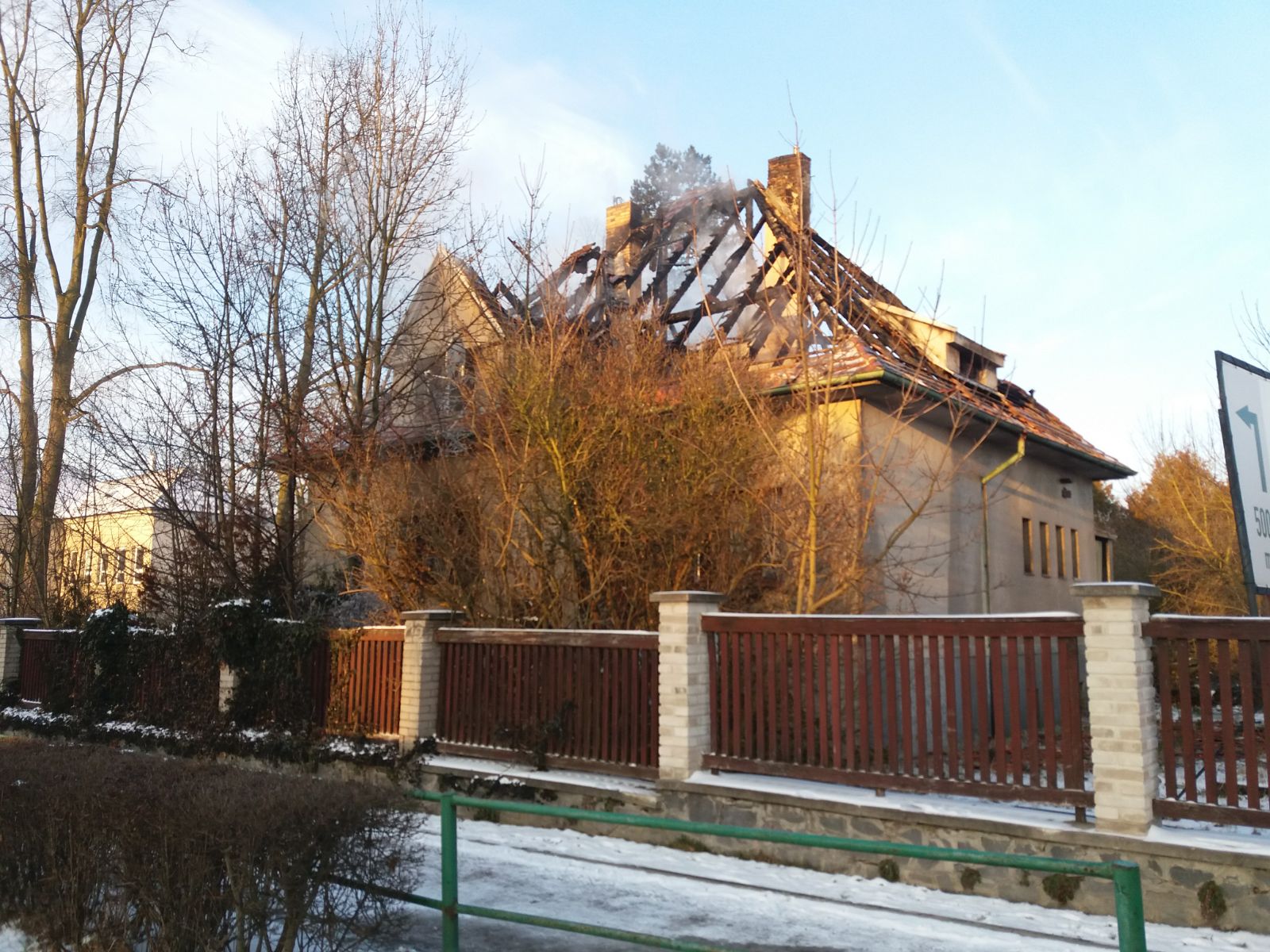 Požár domu, Čimelice - 19. 2. 2018 (2).jpg