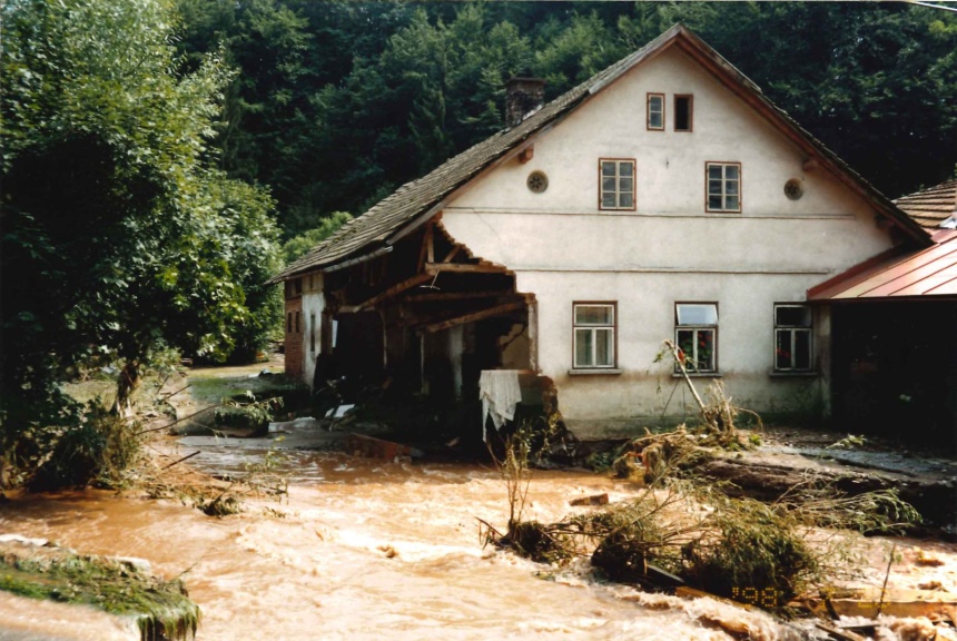 Povodně Rychnovsko 1998 (2).jpg