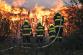 035-Požár hromady uskladněného dřeva v bývalém areálu Poldi Kladno