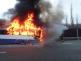 002-Požár vraku autobusu na dálnici D5 u Loděnice na Berounsku