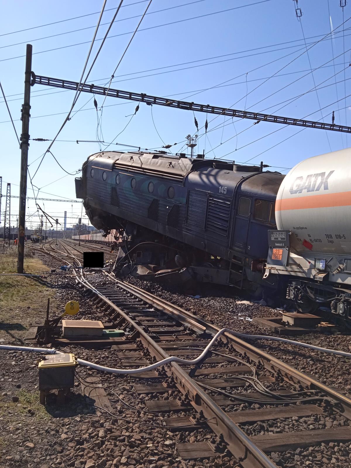 Dopravní nehoda vlaků Světec (1).jpg