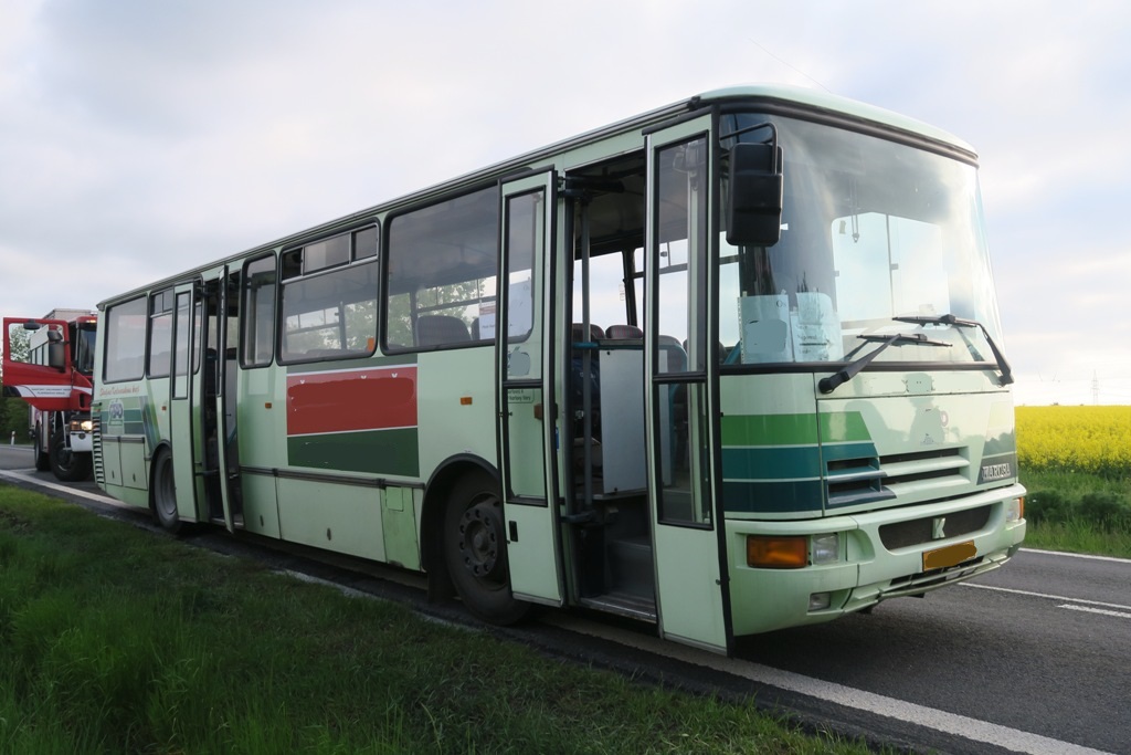 25.5.2016 požár bus Bezvěrov (PS 17.48).JPG