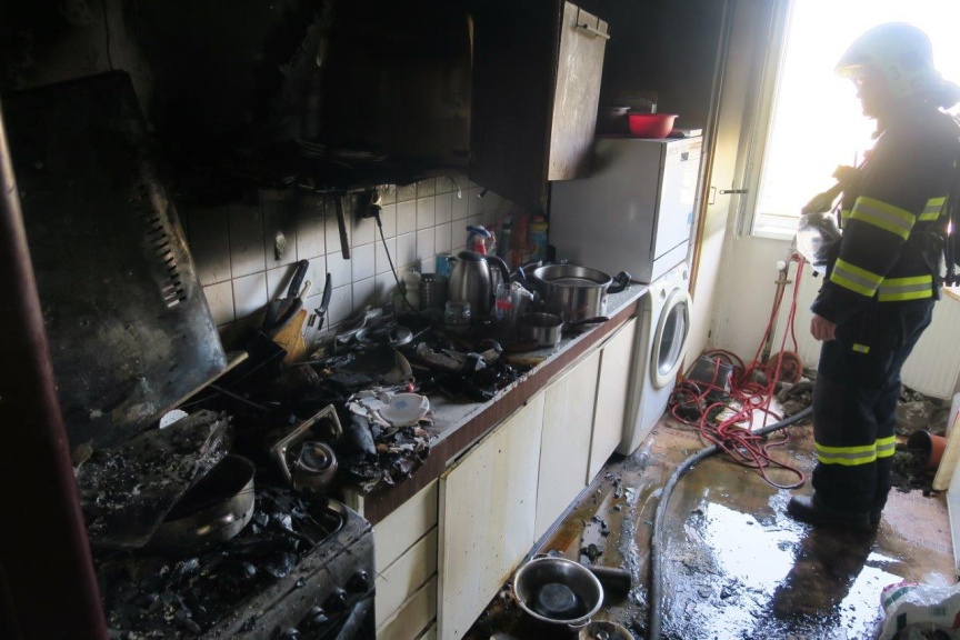 20_4_2018 požár kuchyně Litice (2).jpg