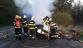 104-Požár starého nábytku na přívěsném vozíku za osobním autem na bývalé plzeňské silnici u Berouna