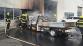 273-Požár malého nákladního vozu přenesený na opláštění haly v logistické firmě v Jenči nedaleko Prahy