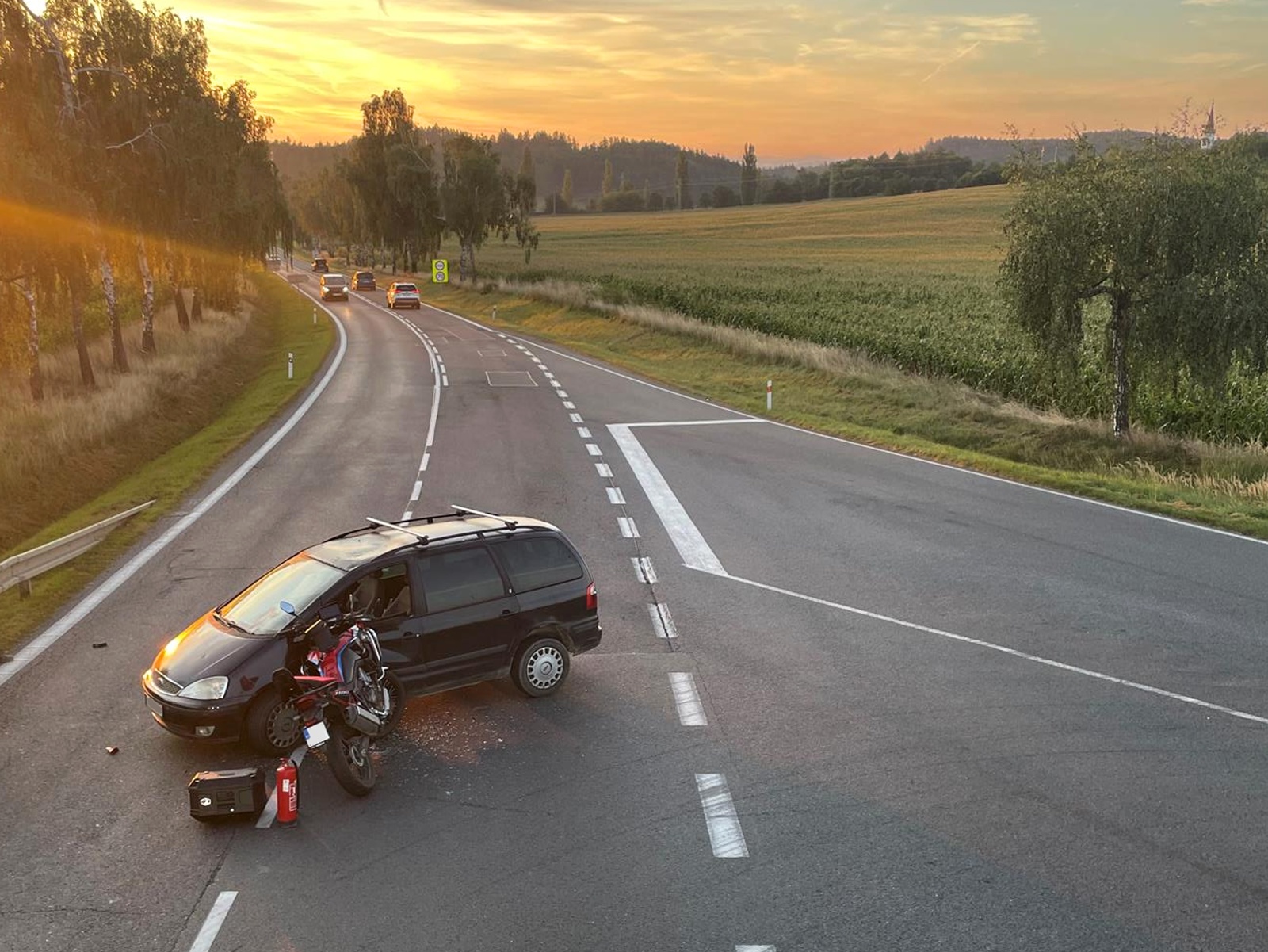 248-Dopravní nehoda v křižovatce silnic č. 66 a 174 u Milína na Příbramsku.jpg