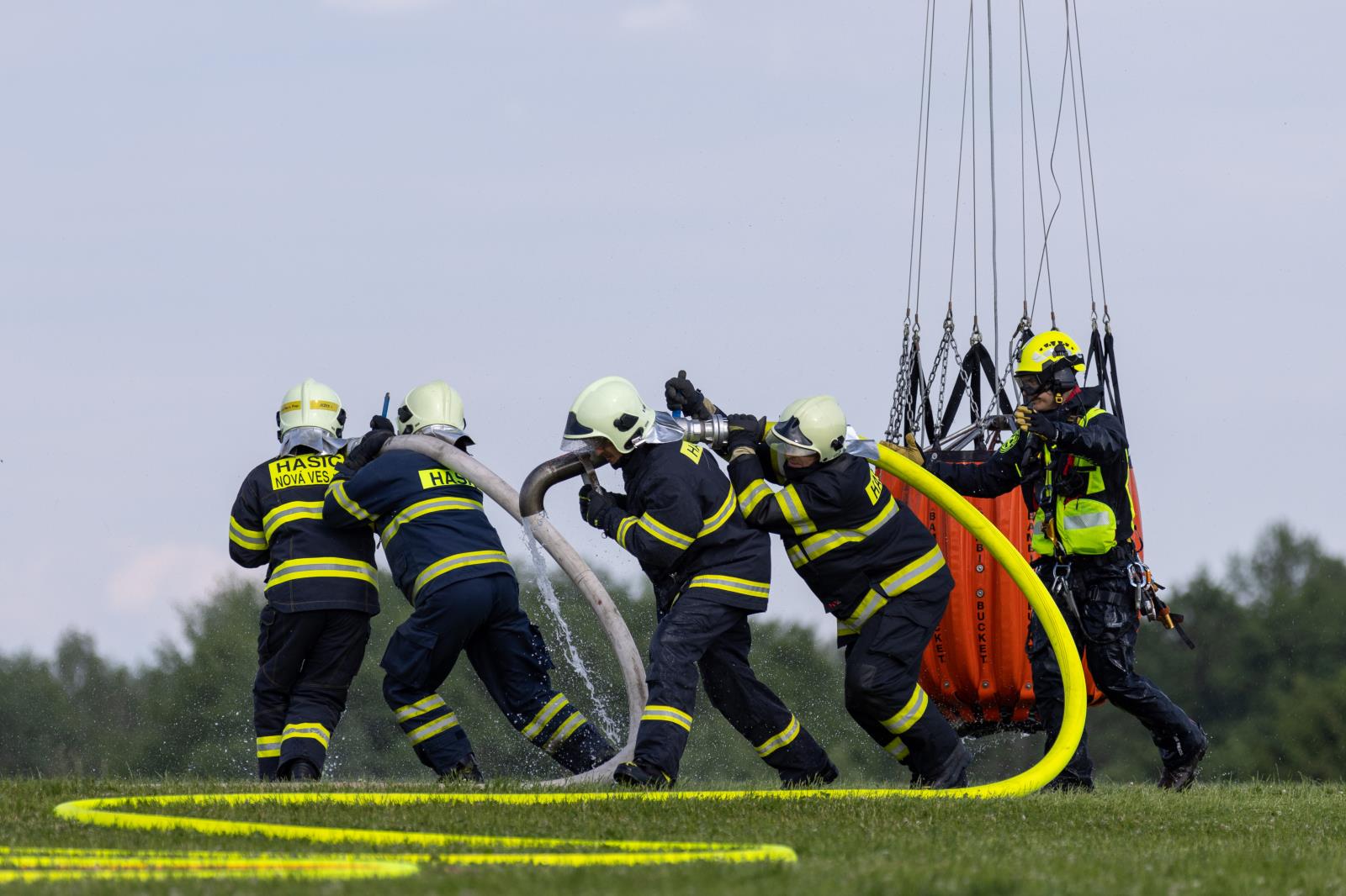 Výcviku se zúčastnilo jednadvacet jednotek požární ochrany
