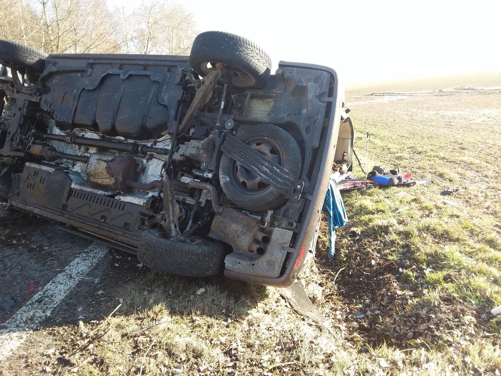 Dopravní nehoda dodávky, Plástovice - 19. 2. 2019 (4).jpg