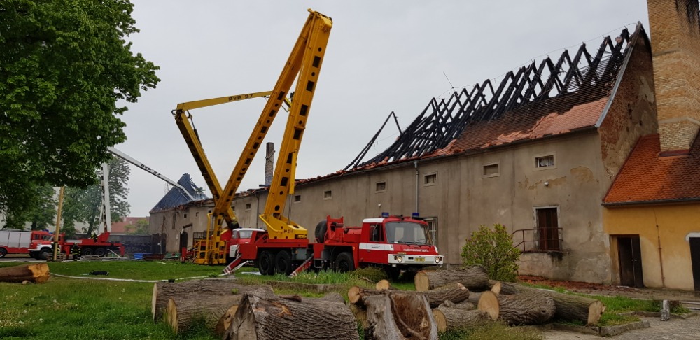 Požár, Budeč - 11. 5. 2019 (2).jpg