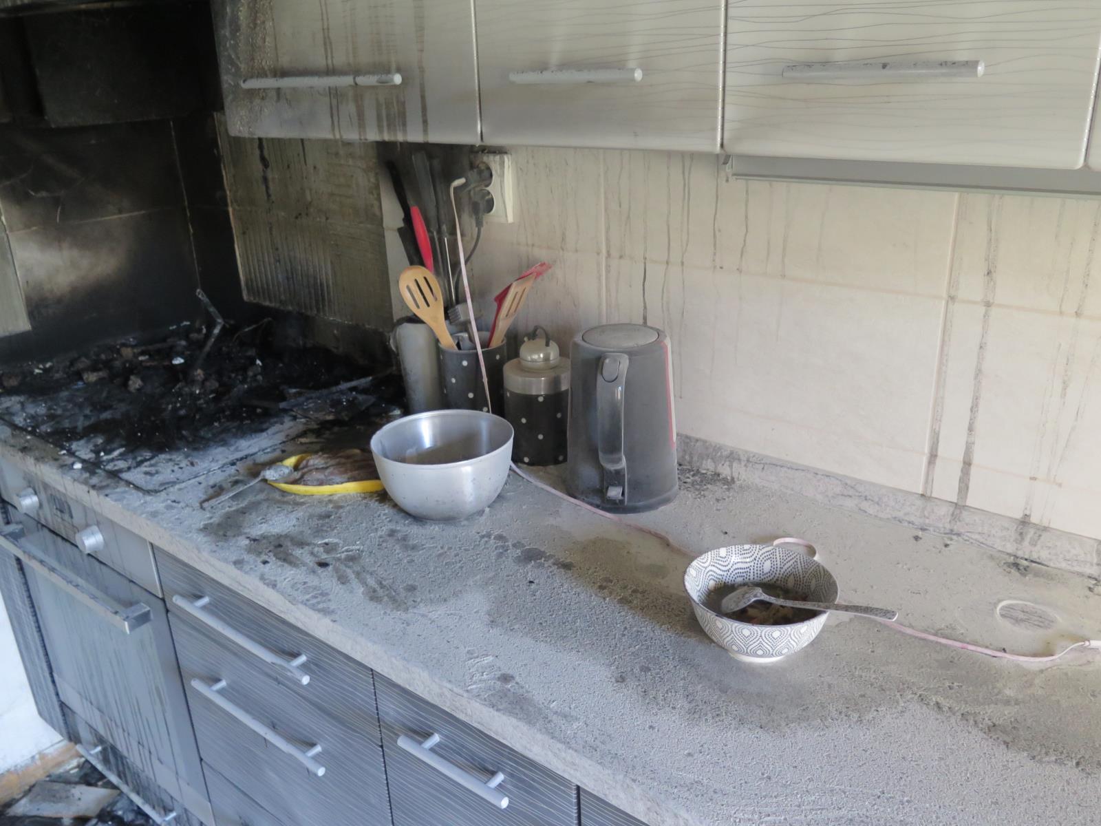 Požár kuchyně, Písek - 19. 6. 2019 (3).JPG