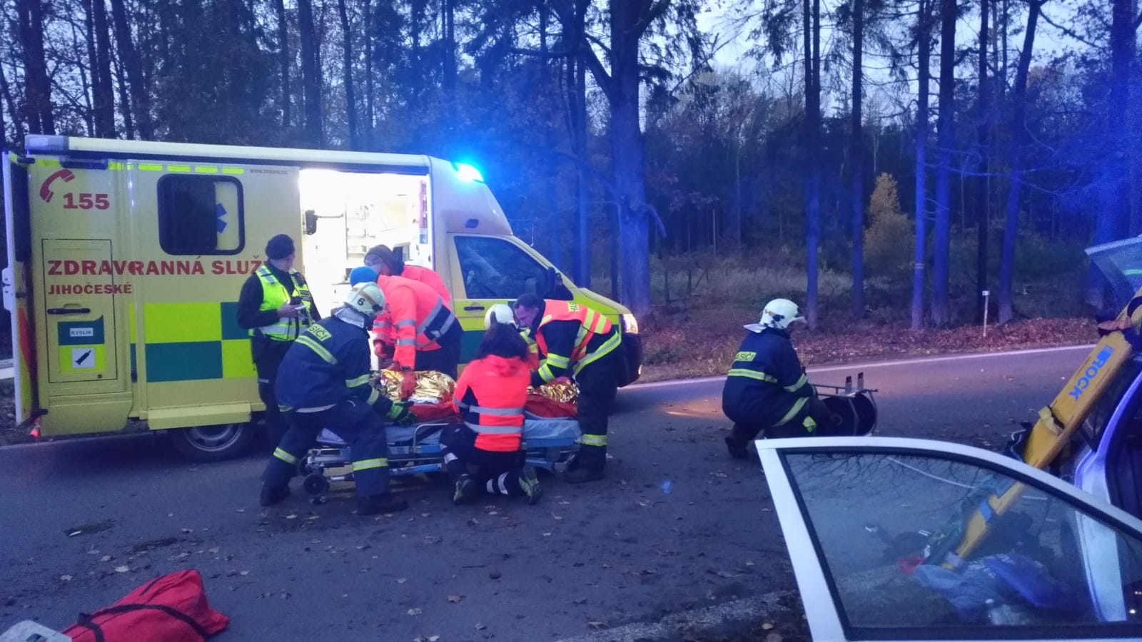 Dopravní nehoda OA, Sudoměřice u Bechyně - 11. 11. 2019 (4).jpg