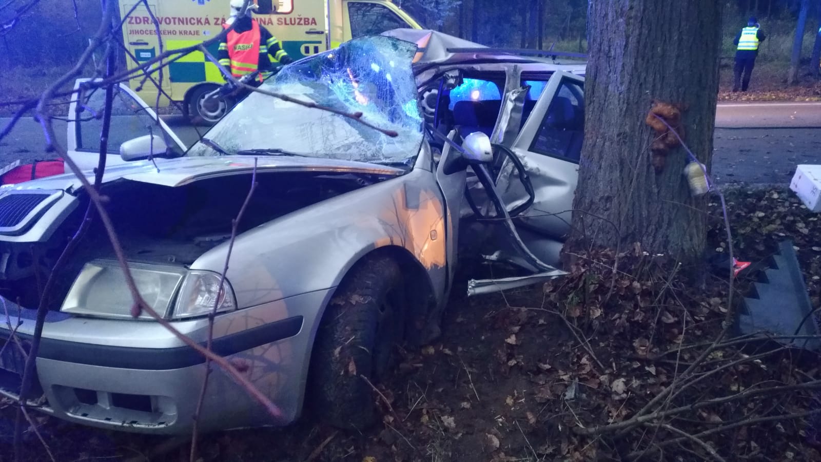 Dopravní nehoda OA, Sudoměřice u Bechyně - 11. 11. 2019 (5).jpg