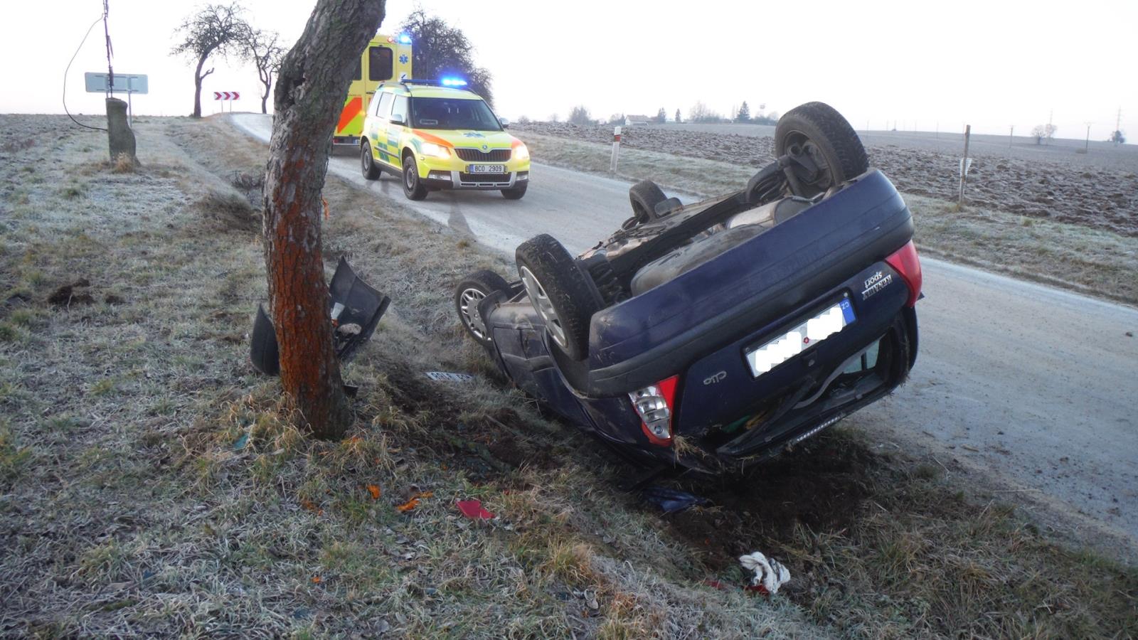 Dopravní nehoda OA, Políkno - 17. 1. 2020 (1).JPG