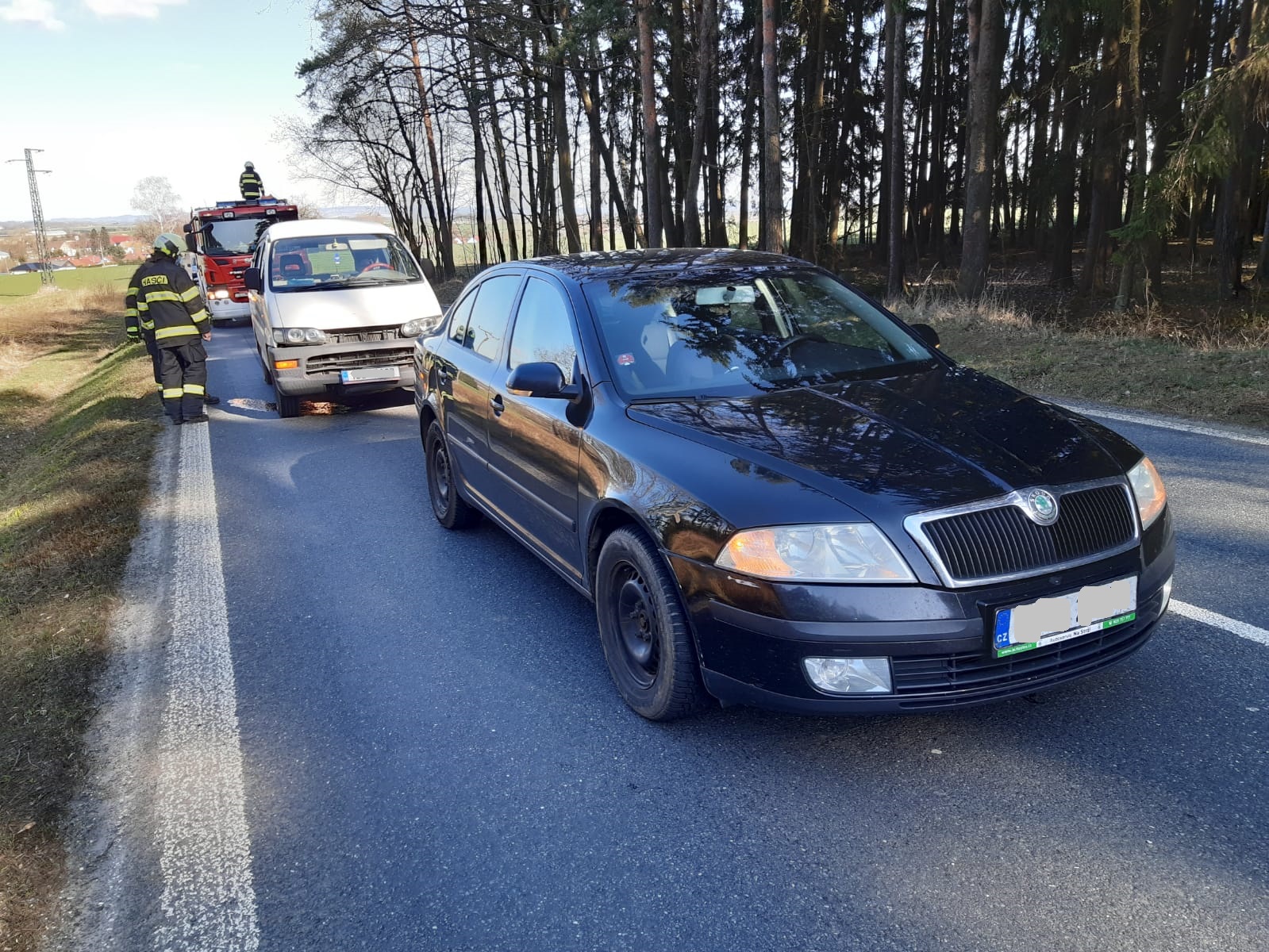 Dopravní nehoda 2 OA, Drhovice - 23. 3. 2020 (1).jpg