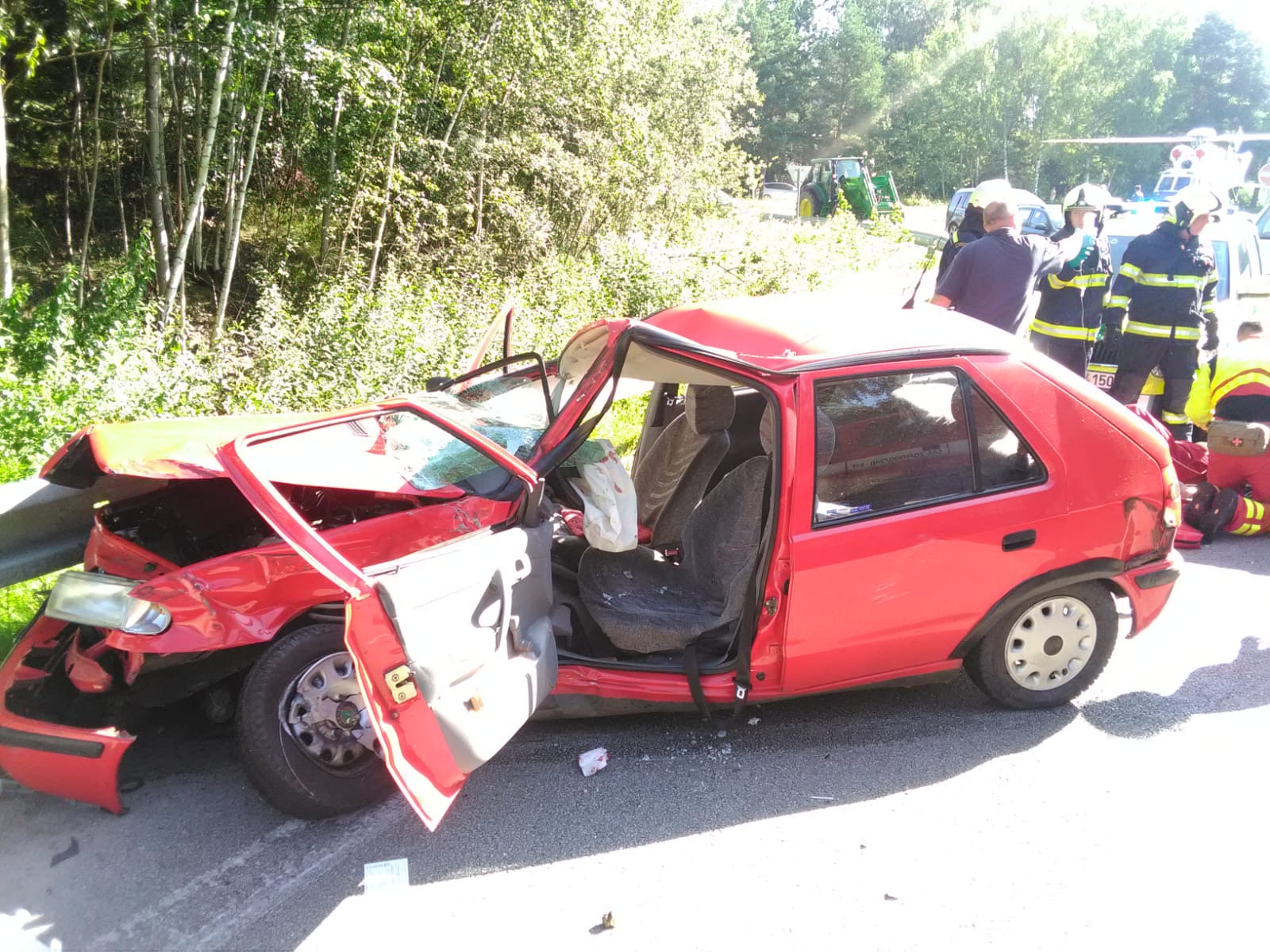 Dopravní nehoda OA a NA, Jindřichův Hradec - 30. 7. 2020 (3).jpg