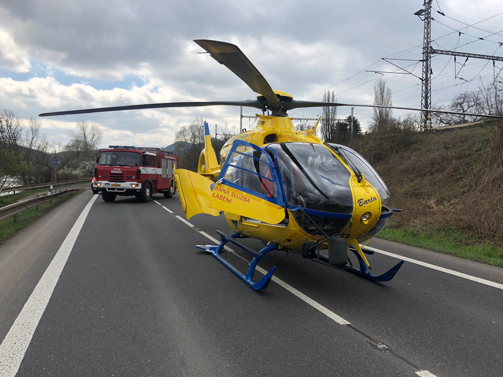 Dopravní nehoda Prackovice nad Labem (2).jpg