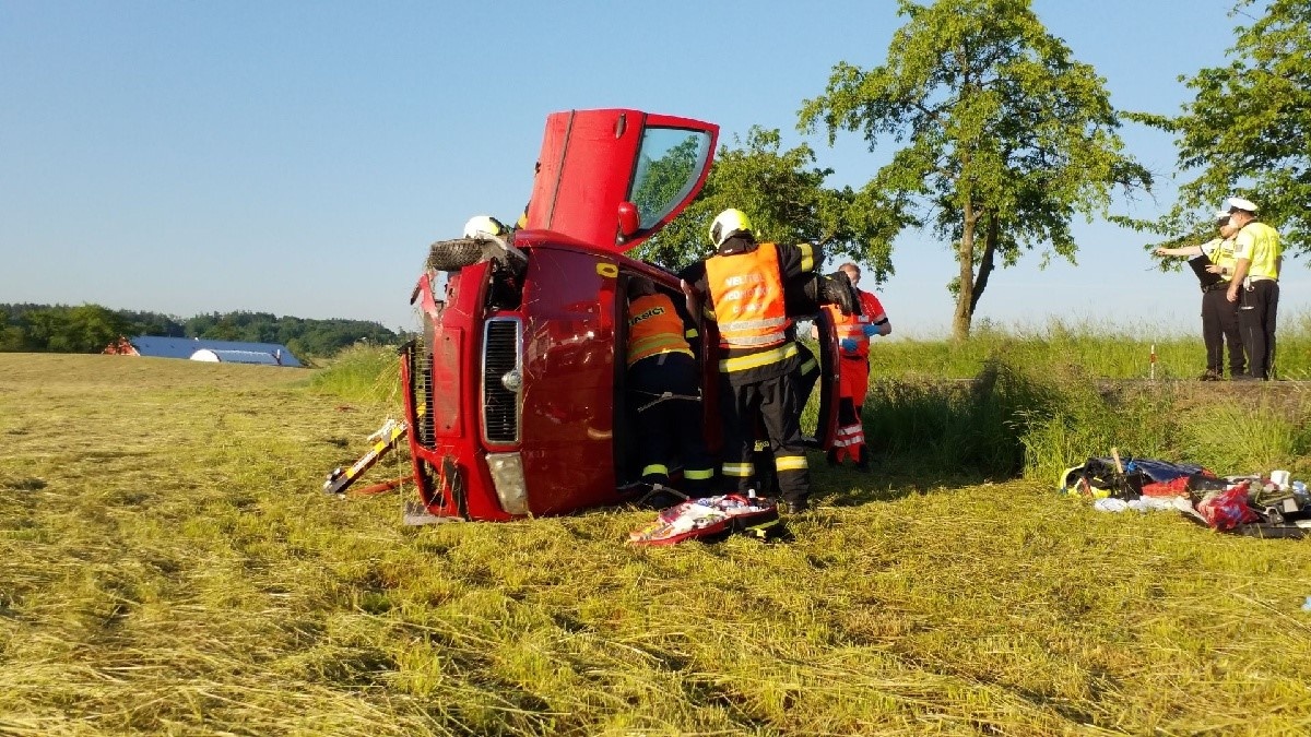 dopravní nehoda u obce Horka2 10.6.2021.jpg