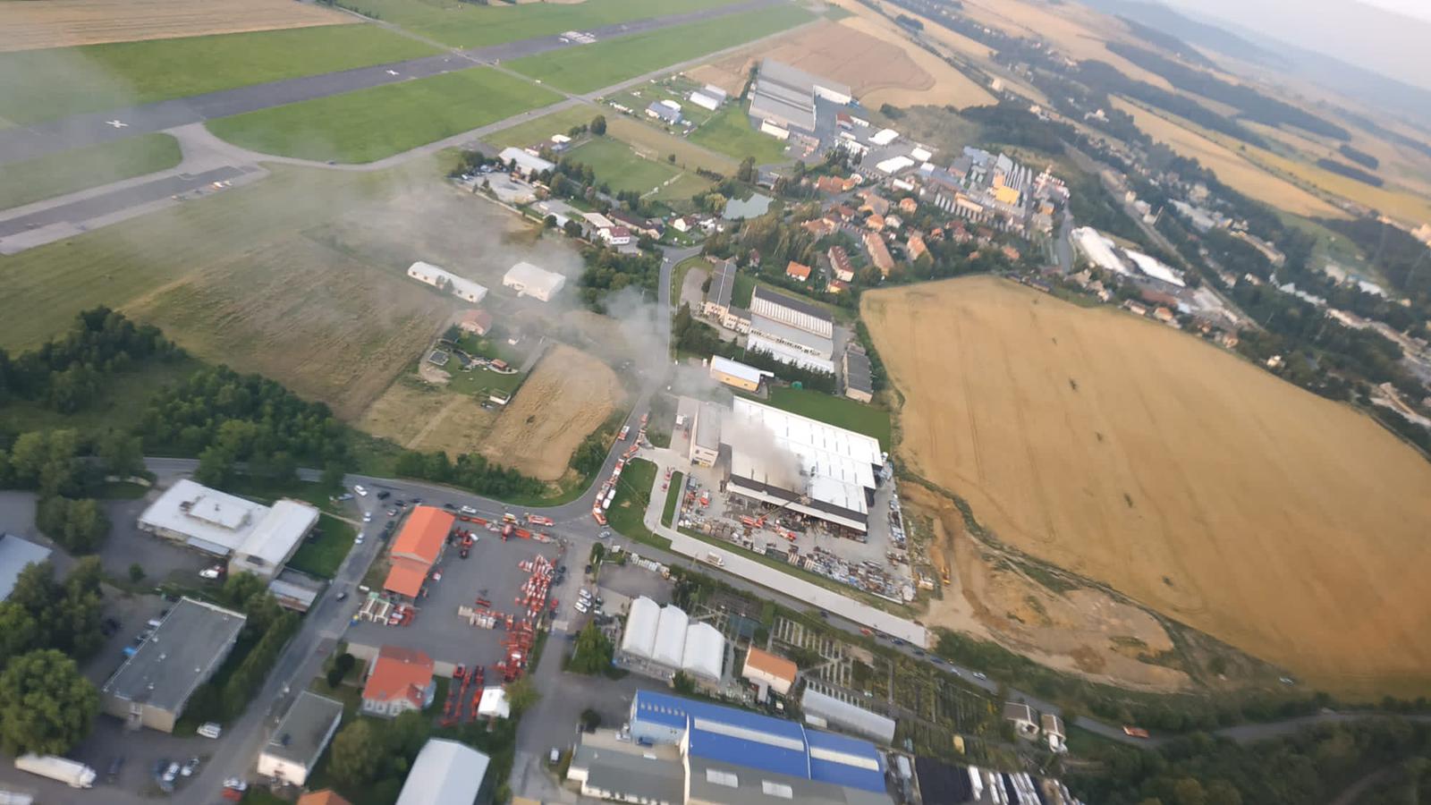 004-Letecký záběr na požářiště v blízkosti Letiště Hořovice.jpg