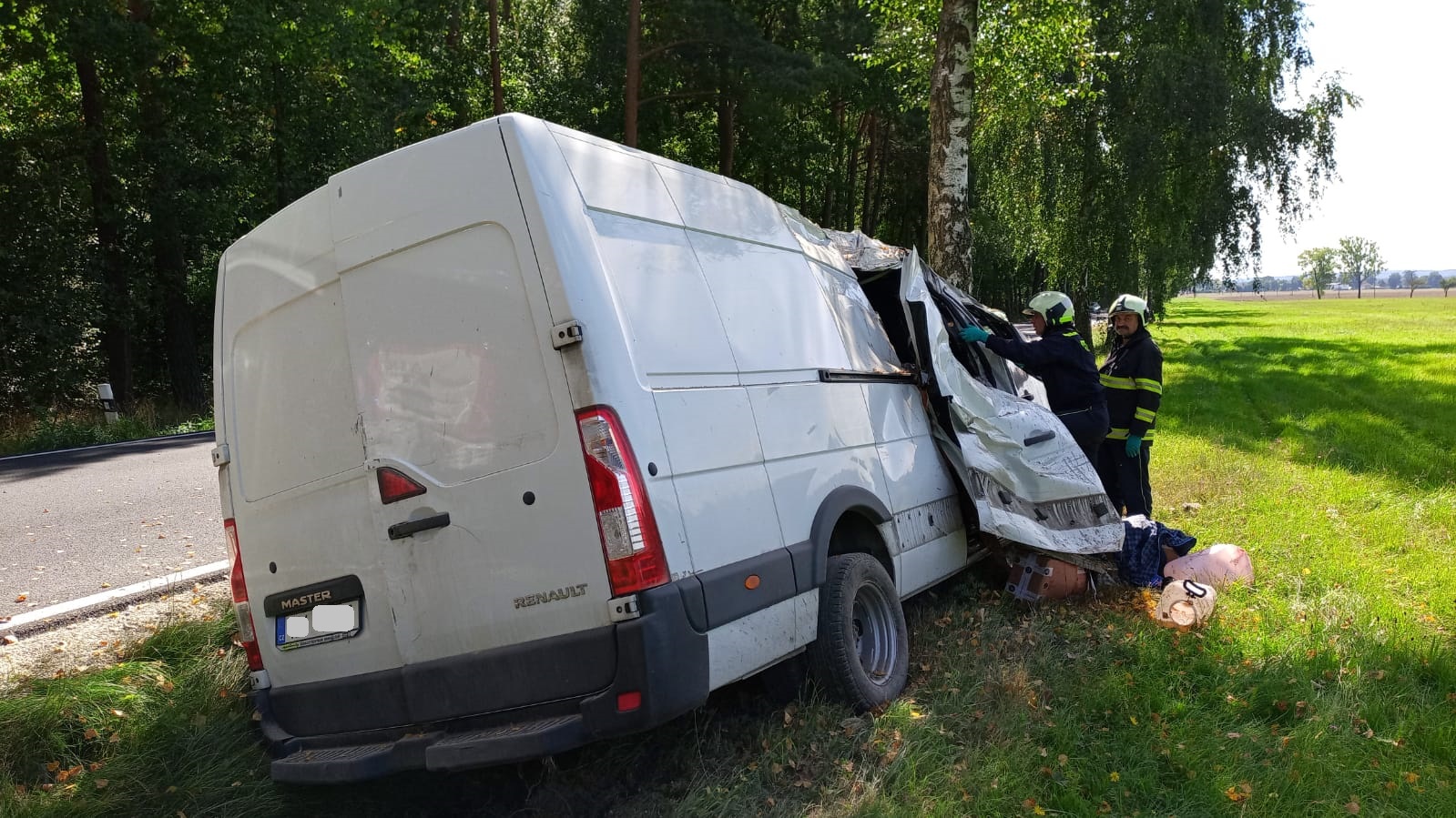 Dopravní nehoda, Slavošovice - 13. 9. 2021 (1).jpg