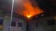 043 - Požár střechy rodinného domu v Brozánkách na Mělnicku