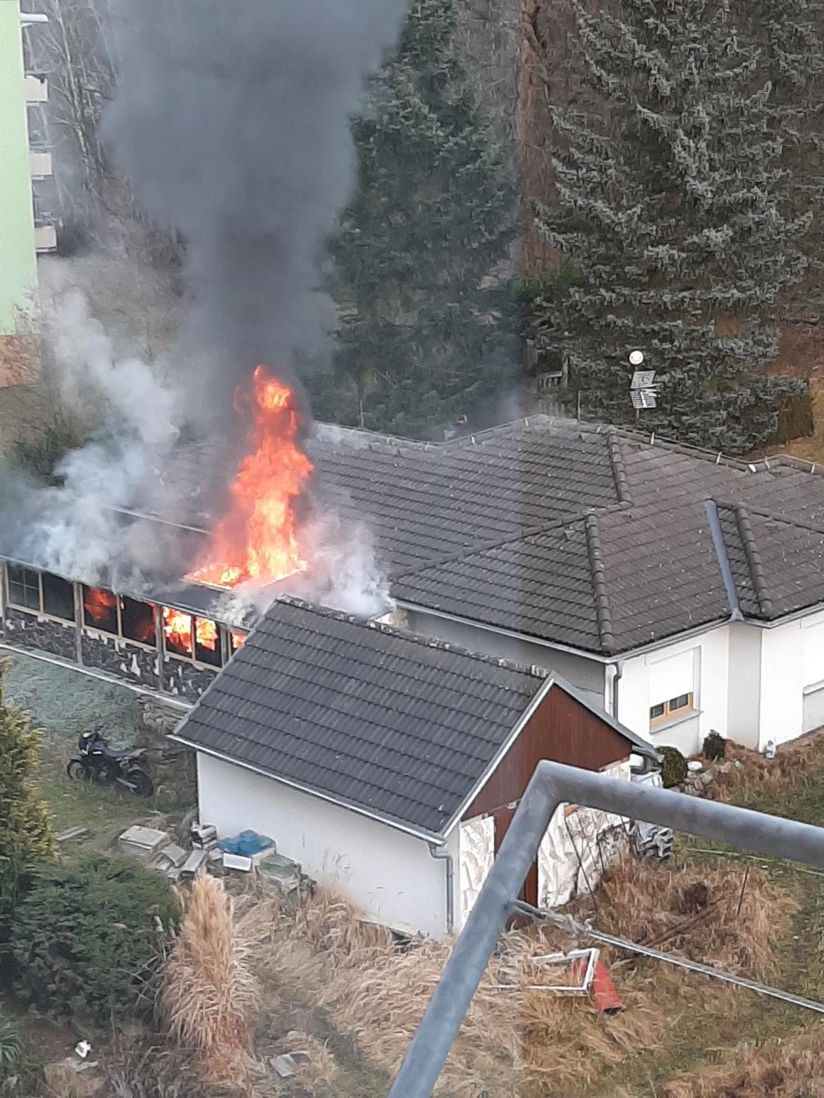 Požár rodinného domu, Zliv - 13. 1. 2022 (1).jpg