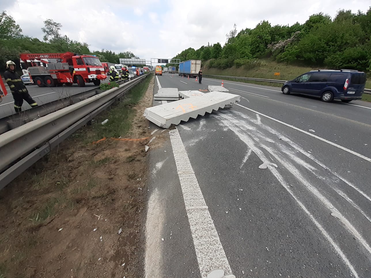 009 - Tragická dopravní nehoda na brněnské dálnici.jpeg