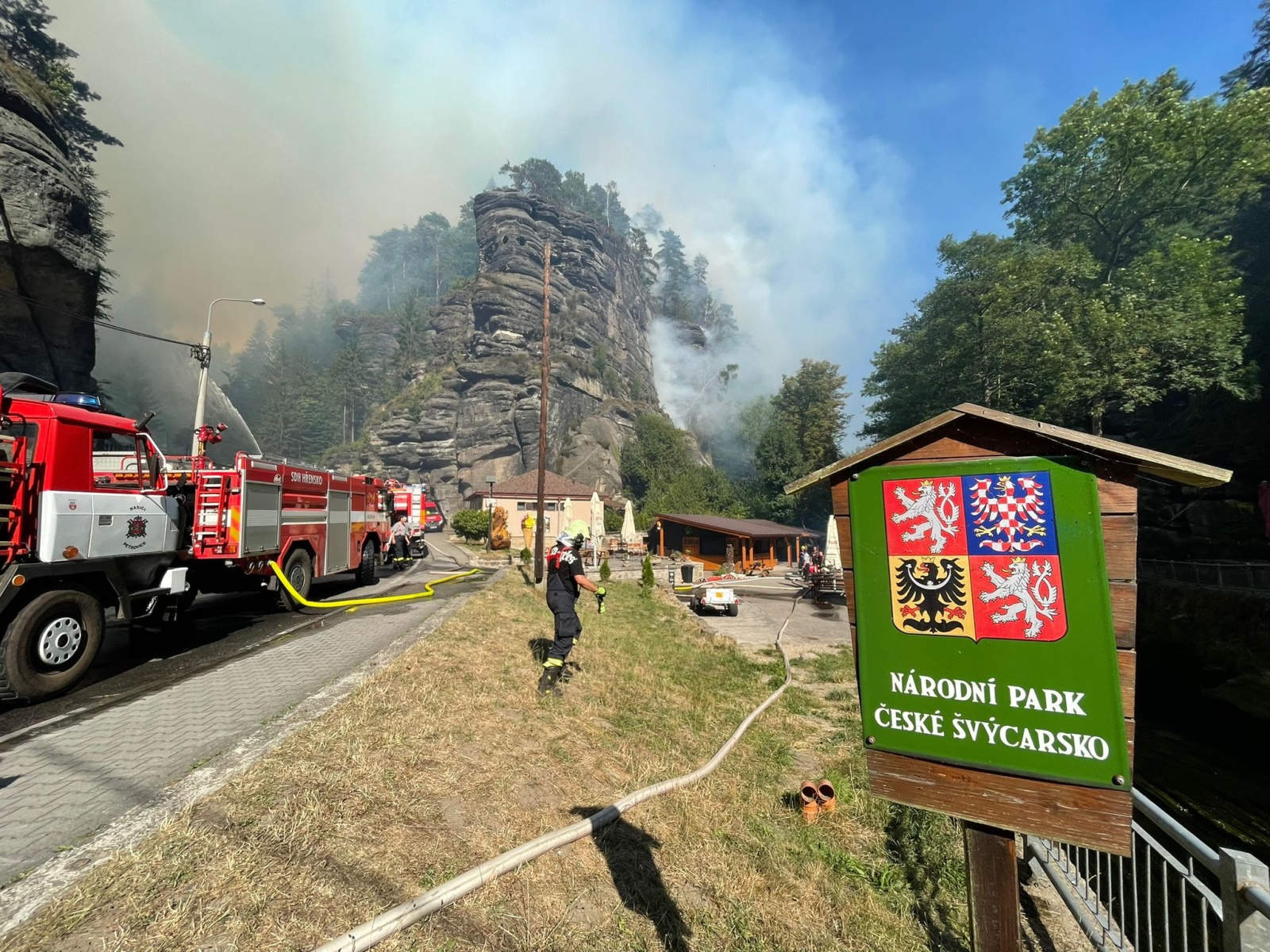 007-Požár v Národním parku České Švýcarsko.jpg
