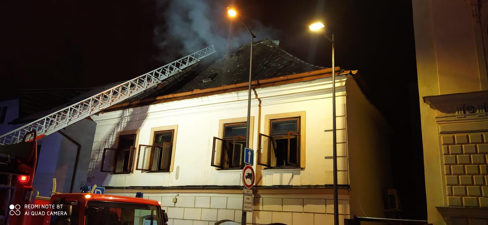 Požár střechy, Milevsko - 18. 1. 2023 (11).jpg