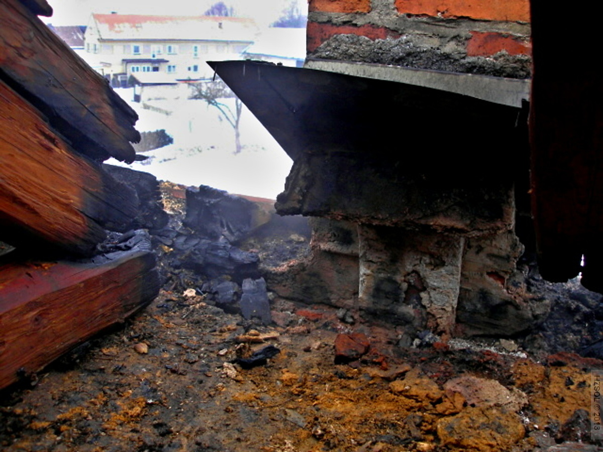 3 17-2-2013 Požár střecha Rohle - Janoslavice (3).jpg