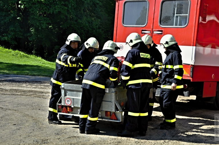 4 cvičení požár Helfštýn - Přerovsko 15-5-2013 (3).JPG