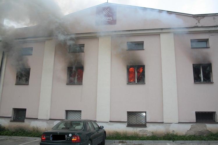požár skladu nábytku Děčín 5.jpg