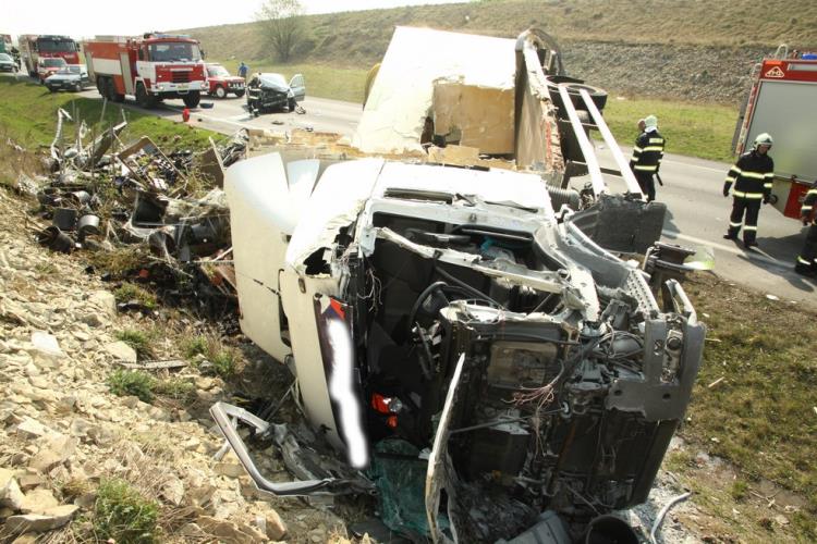 Dopravní nehoda Cítolíby (7).jpg