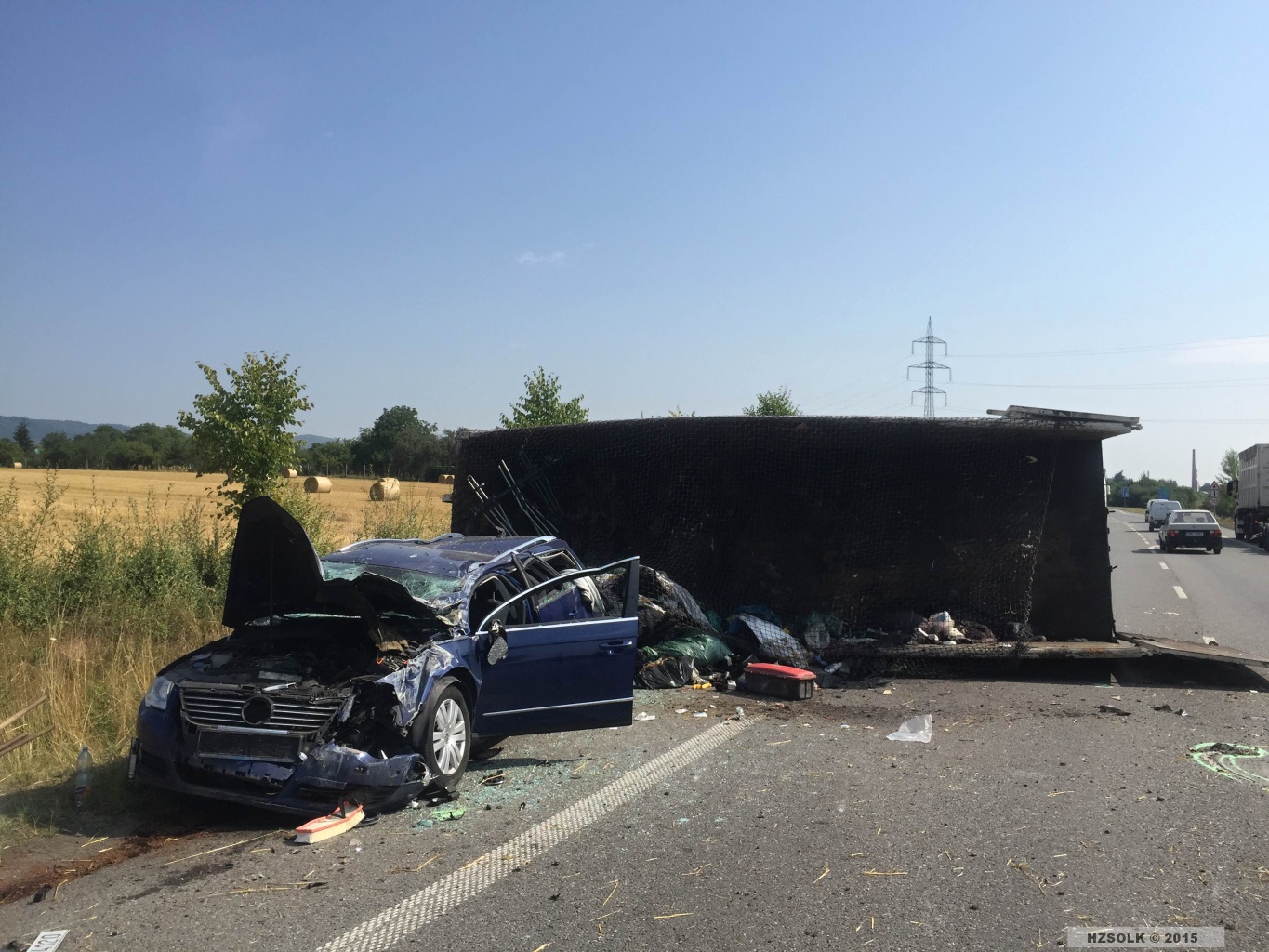 2 3-8-2015 Vážná dopravní nehoda nákladní a osobní vozidlo Lipník nad Bečvou (2).JPG