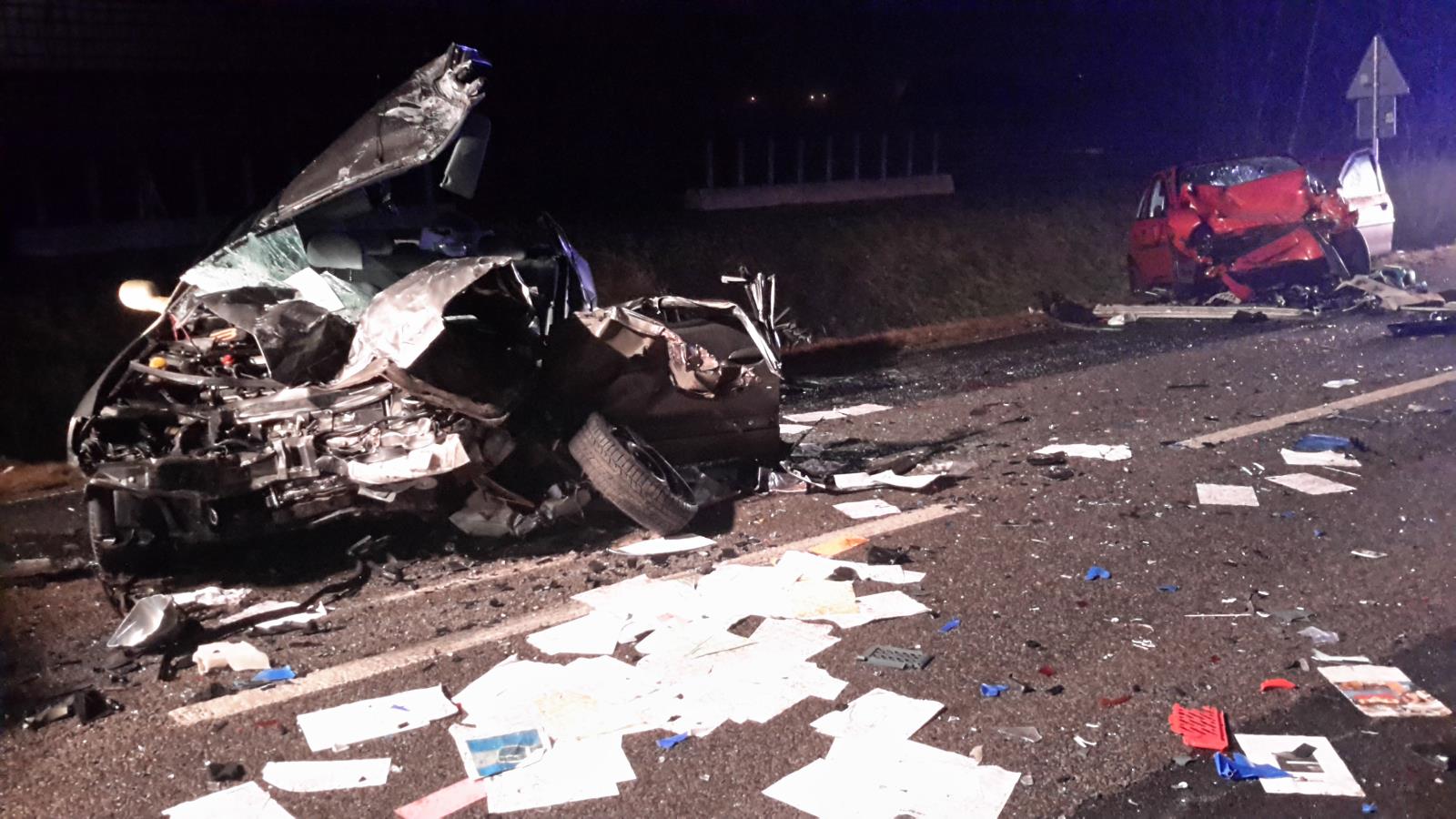 Dopravní nehoda 4 OA, Hubenov - 11. 1. 2018 (2).jpg