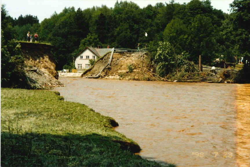 Povodně Rychnovsko 1998 (5).jpg