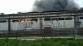 JMK_Požár vepřína na Znojemsku_pohled na hořící budovu
