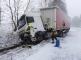 U Pravíkova havaroval řidič s nákladním vozidlem, při nehodě došlo k masivnímu úniku nafty