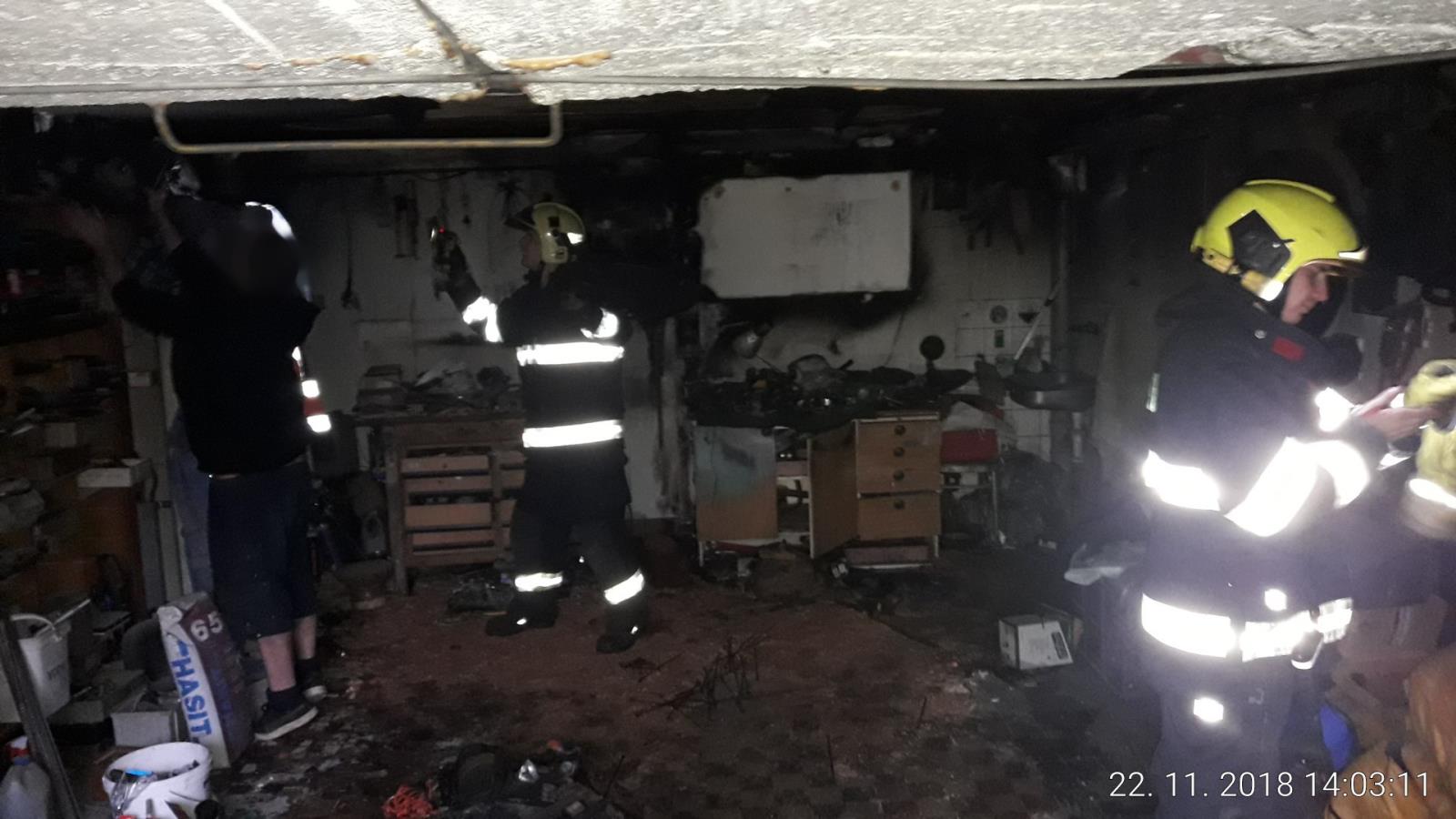 22_11_2018 požár garáž Nýřany.jpg